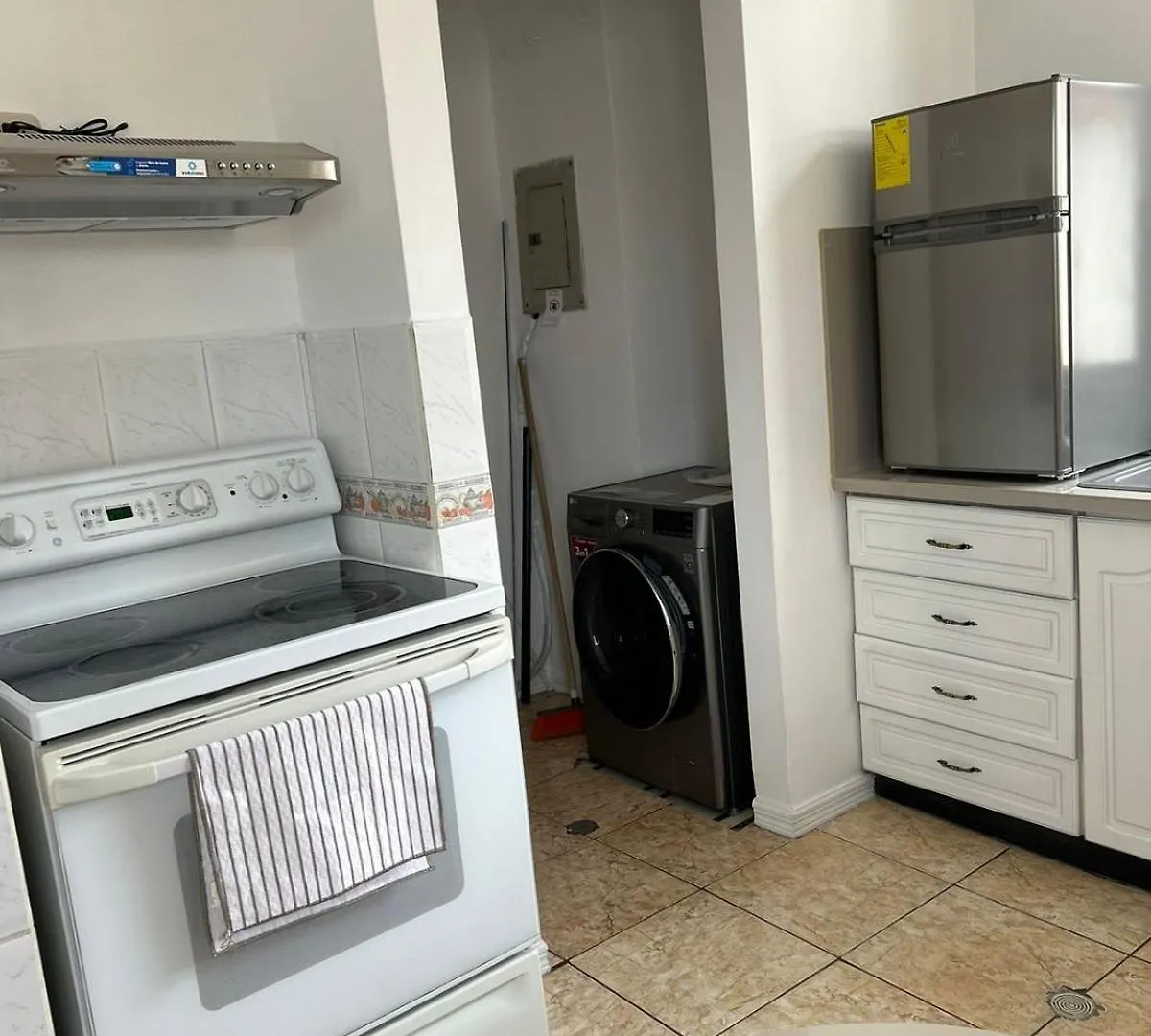 Διαμέρισμα Suite Amoblada Con Aparcamiento Privado Excelente Vista Y Ubicacion! Sector La Carolina Κίτο